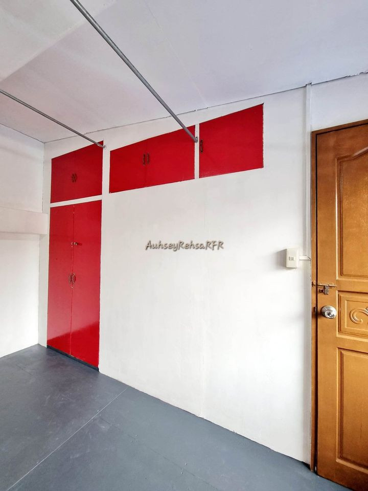 Gallery 2
