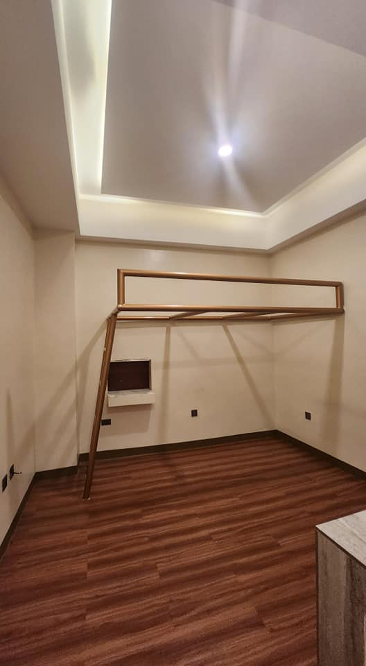 Gallery 3