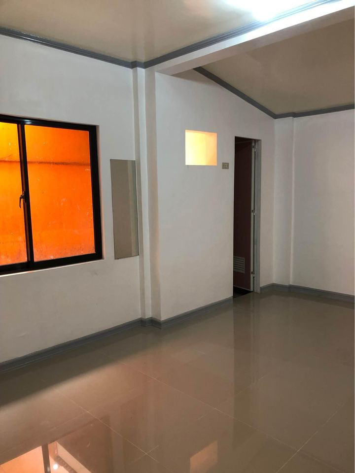 Gallery 4