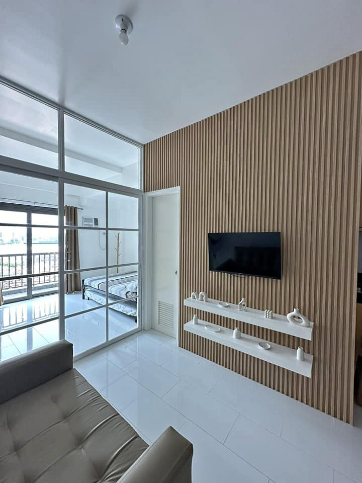 Gallery 2