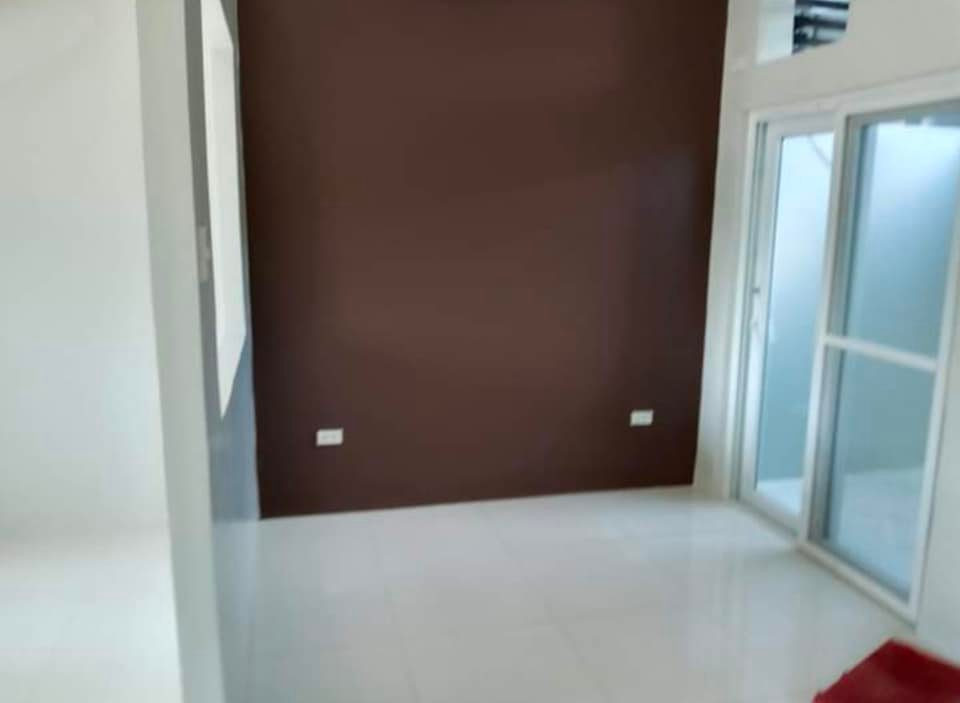 Gallery 5