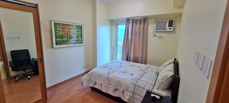2 bedrooms BGC Trion Towers