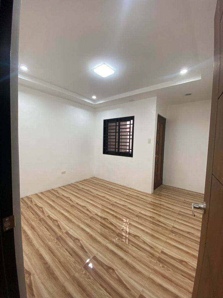 Gallery 4