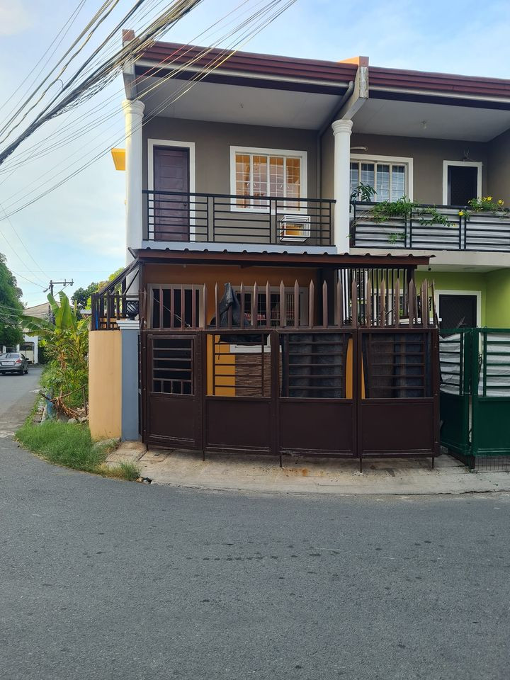 Town house for Rent (LAS PIÑAS)