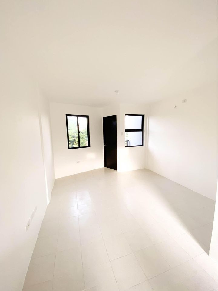 Gallery 4