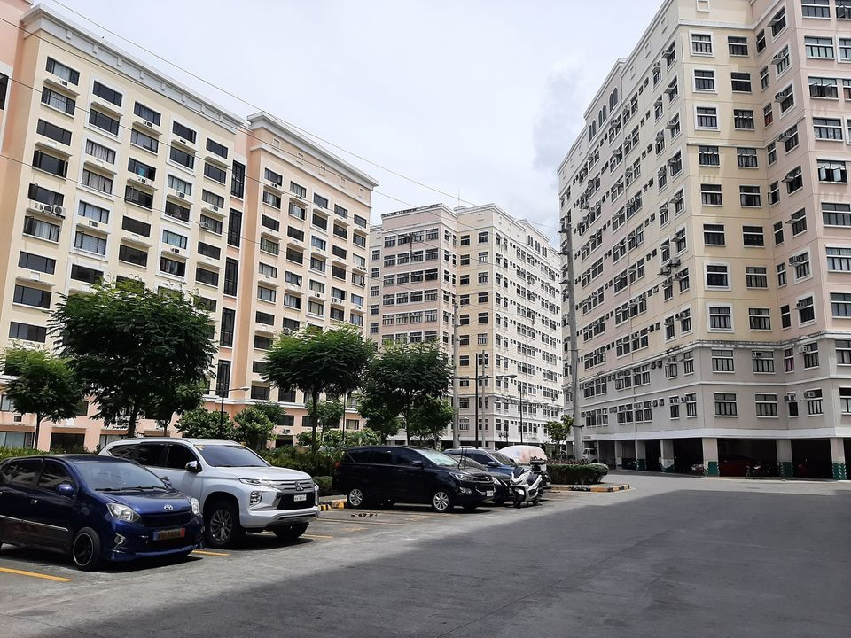 2BR Condo Unit For Rent