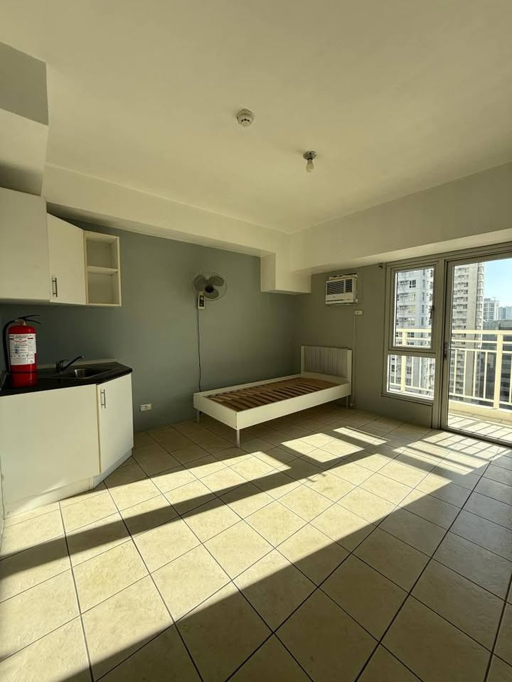 Studio standard with balcony