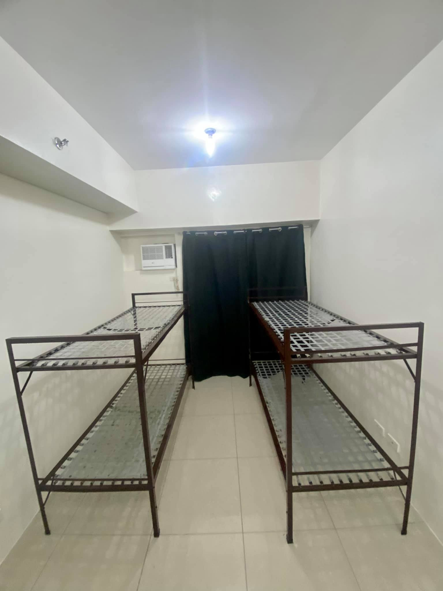 Gallery 5