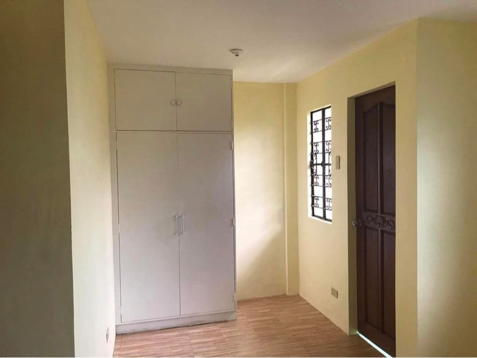 Gallery 4