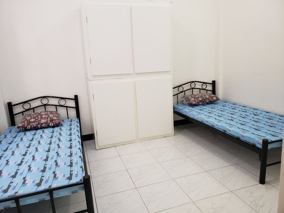 1 Bed 1 Bath Room only