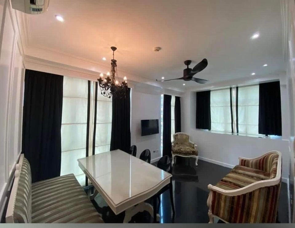 Gallery 3