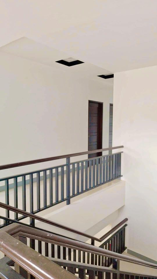 Gallery 3