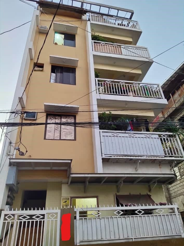 Room for rent in Barangay Rizal, Makati City