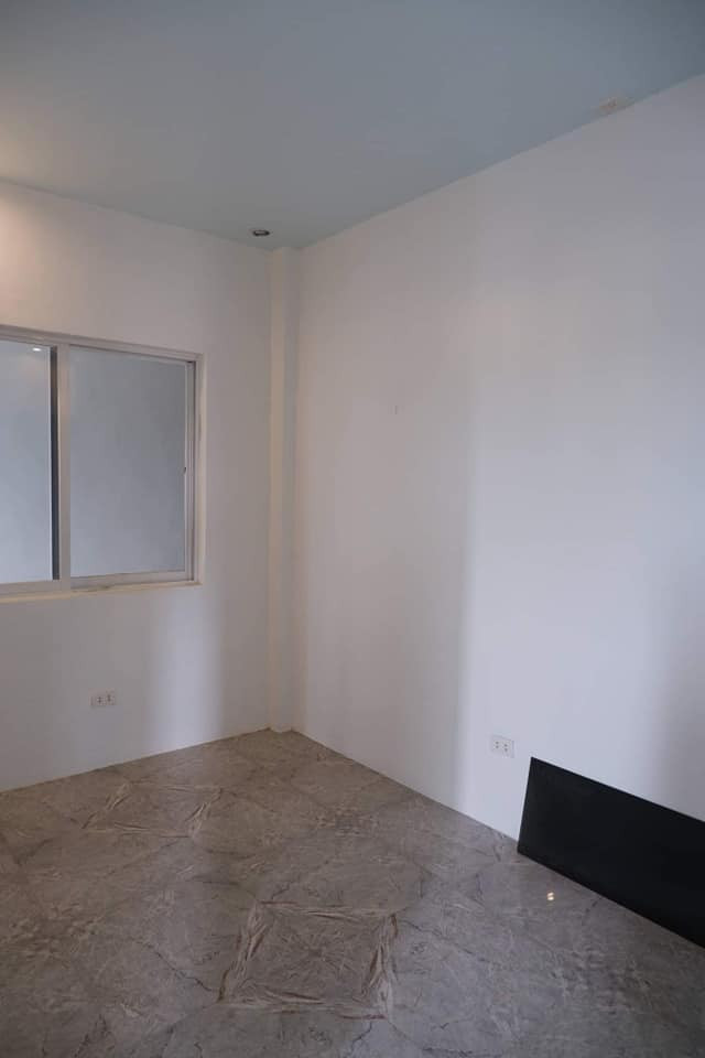 Gallery 5