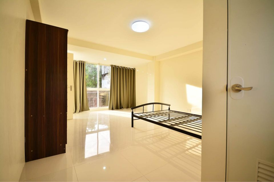 Gallery 4