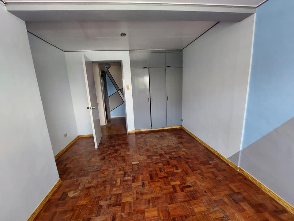 Gallery 4