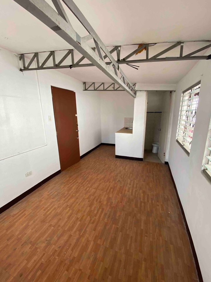 Studio 1 Bath Apartment