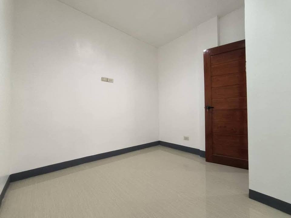 Gallery 5