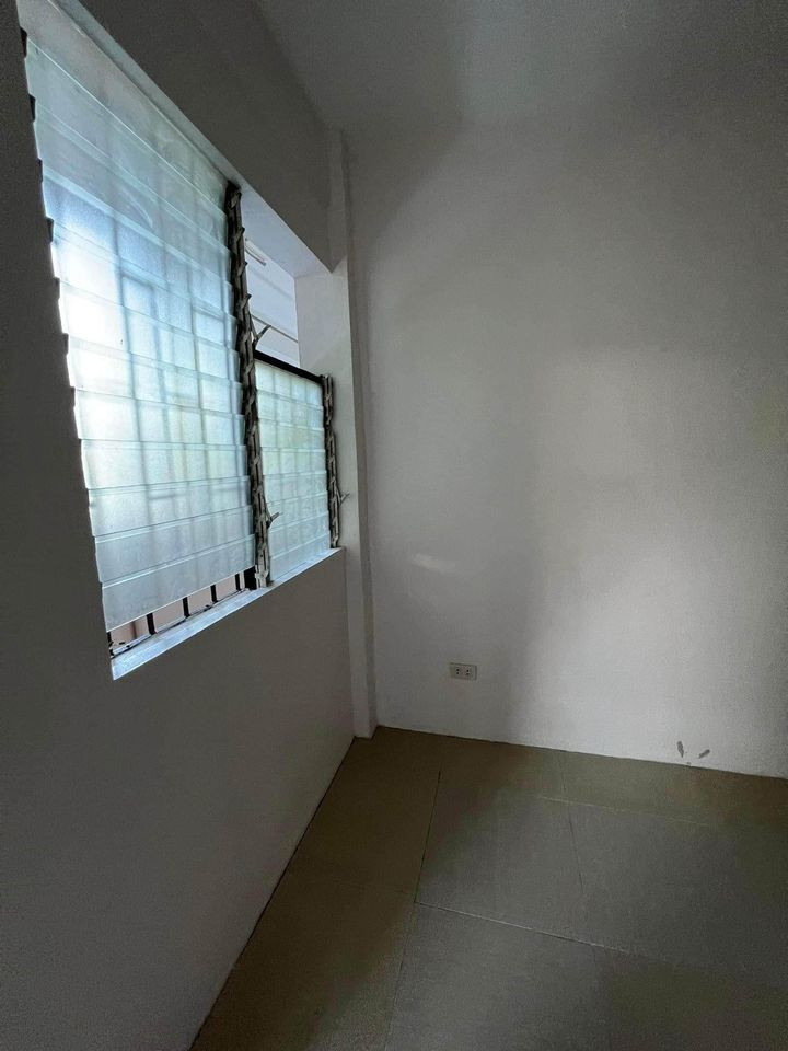 Gallery 5