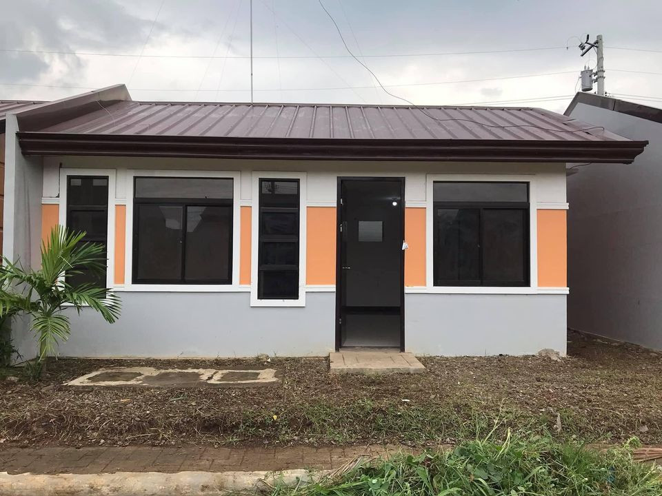 HOUSE FOR RENT