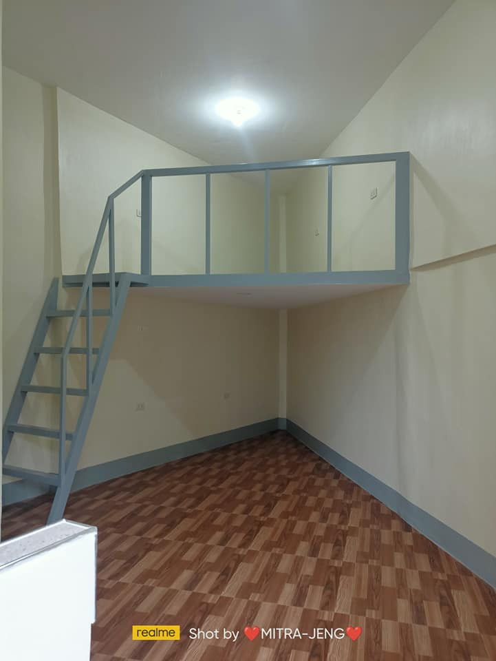 Gallery 5