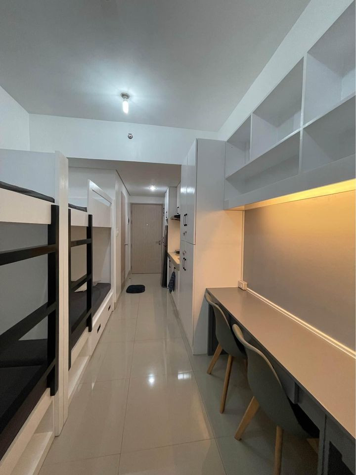 Gallery 2