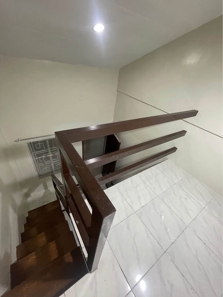 Gallery 4