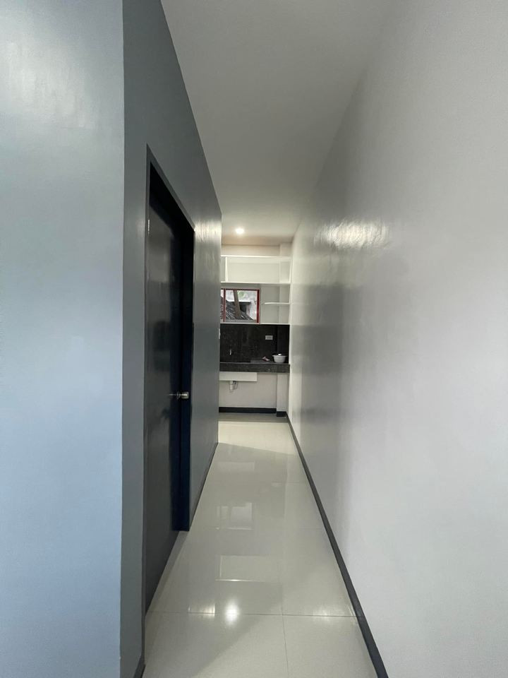 Gallery 5