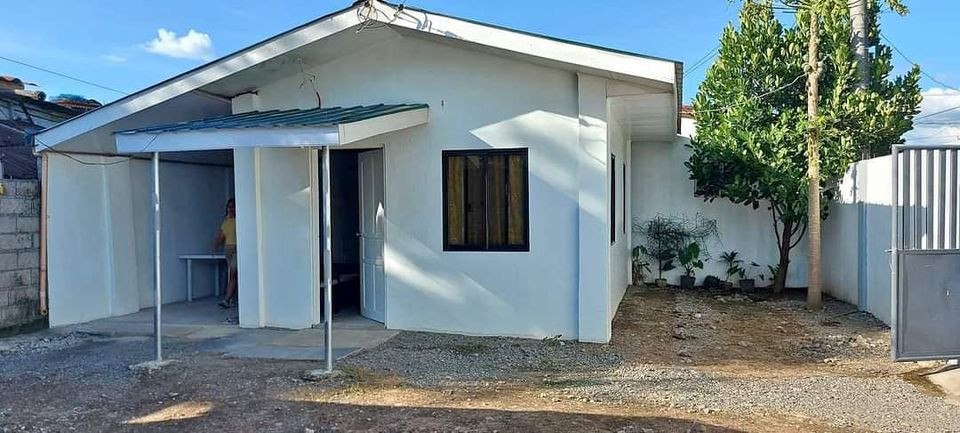 2 BEDROOM HOUSE FOR RENT IN BABASIT MANAOAG
