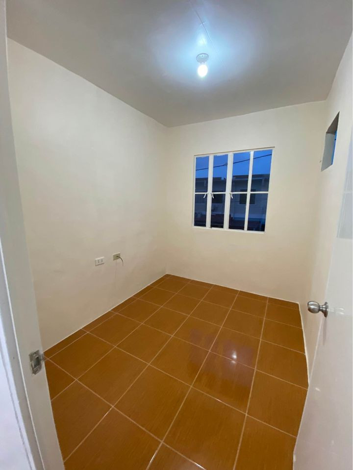 Gallery 5