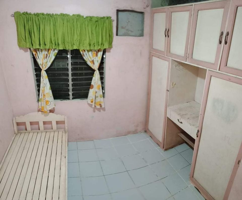 Gallery 4