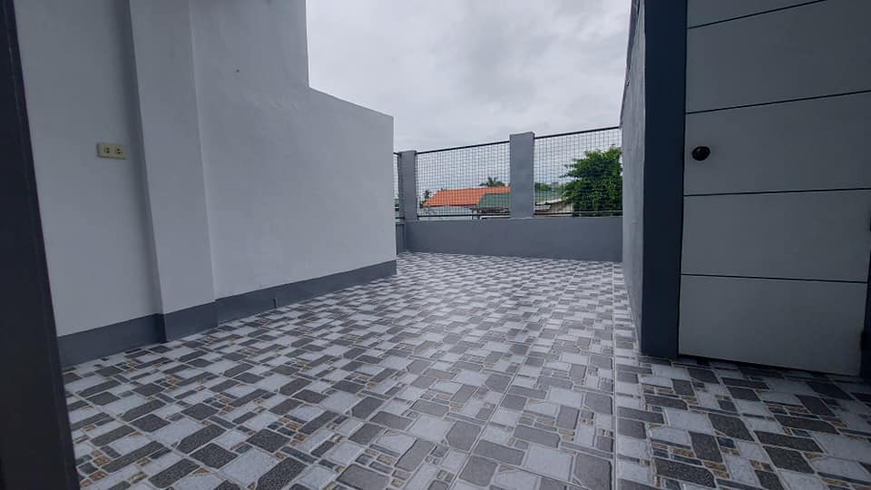 Gallery 5