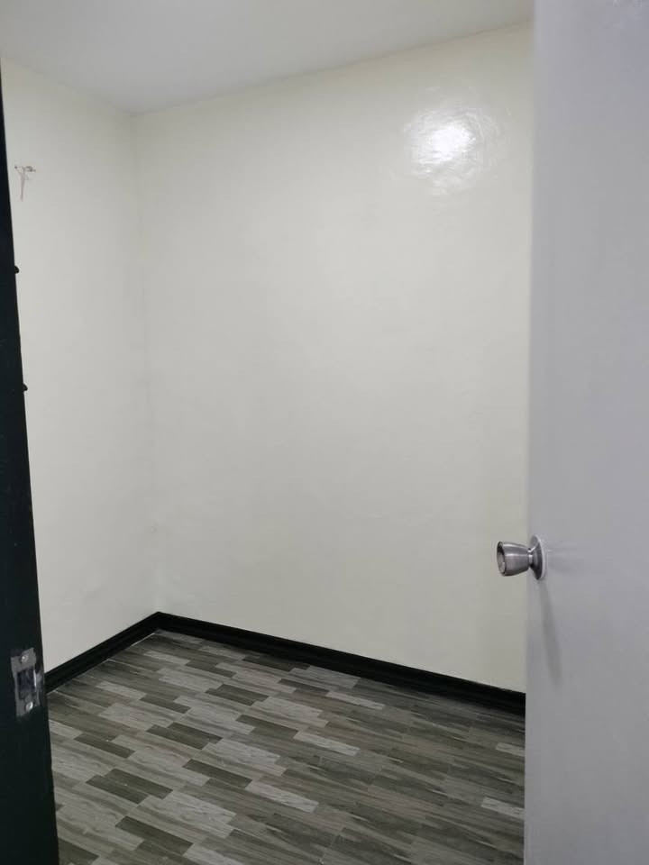 Gallery 5