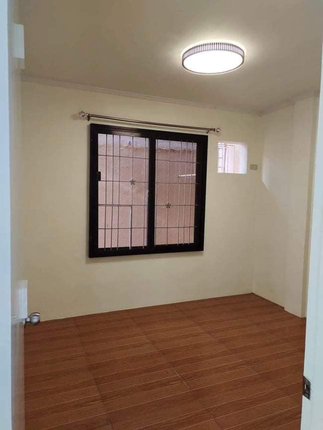 Gallery 4