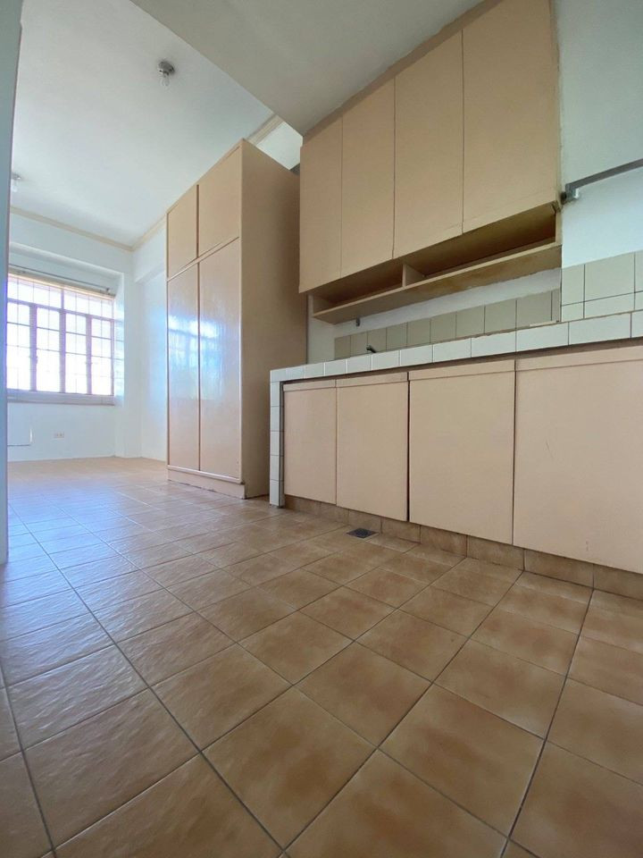 STUDIO CONDO UNIT FOR RENT
