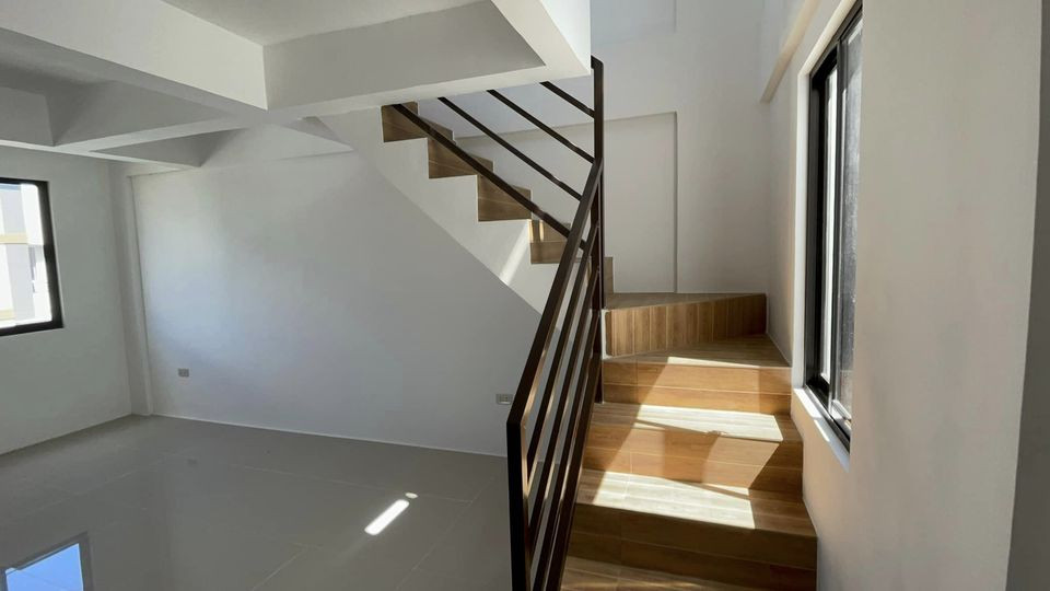 Gallery 4