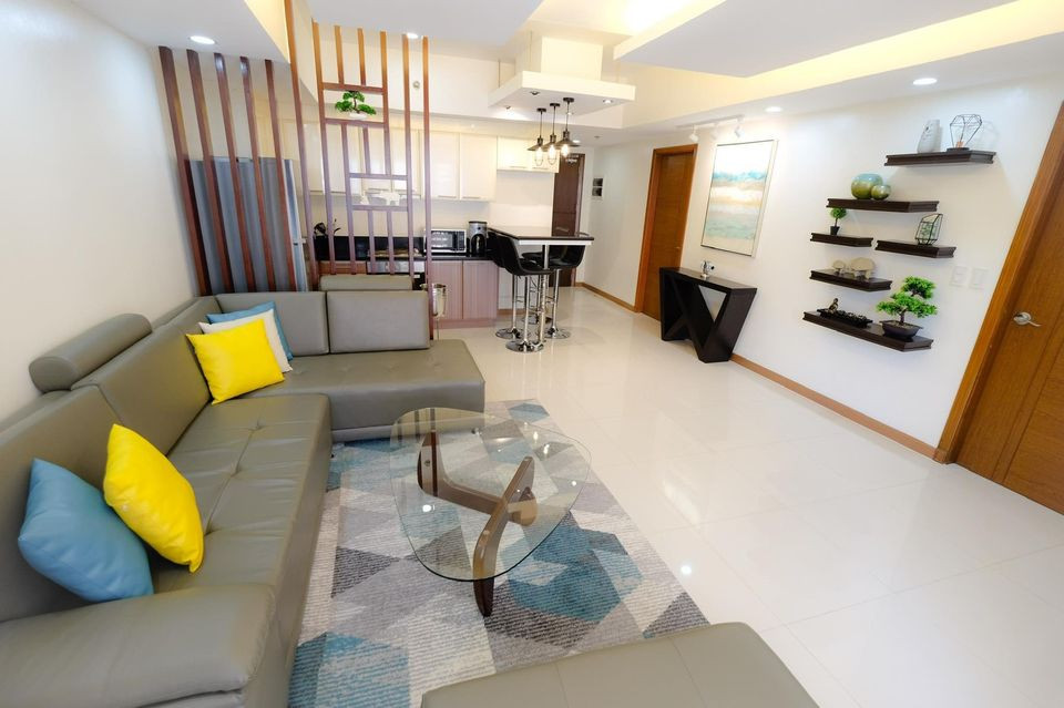 2 Beds 2 Baths Apartment/condo