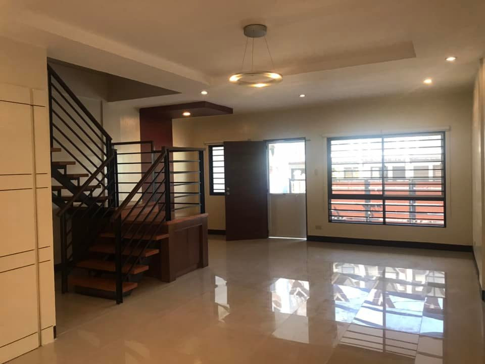 Gallery 5