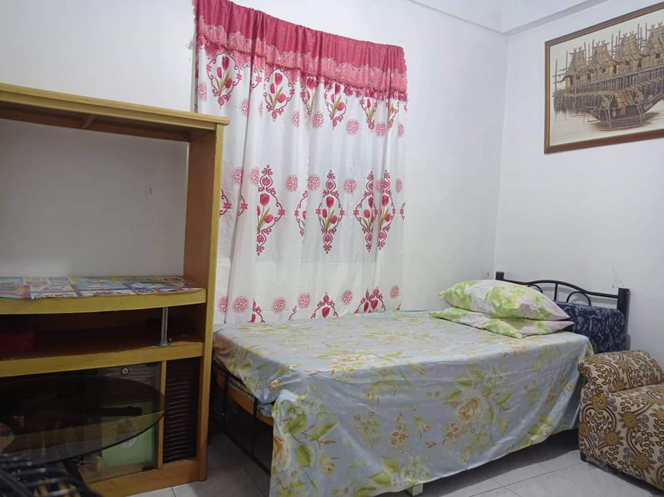 ROOM FOR RENT