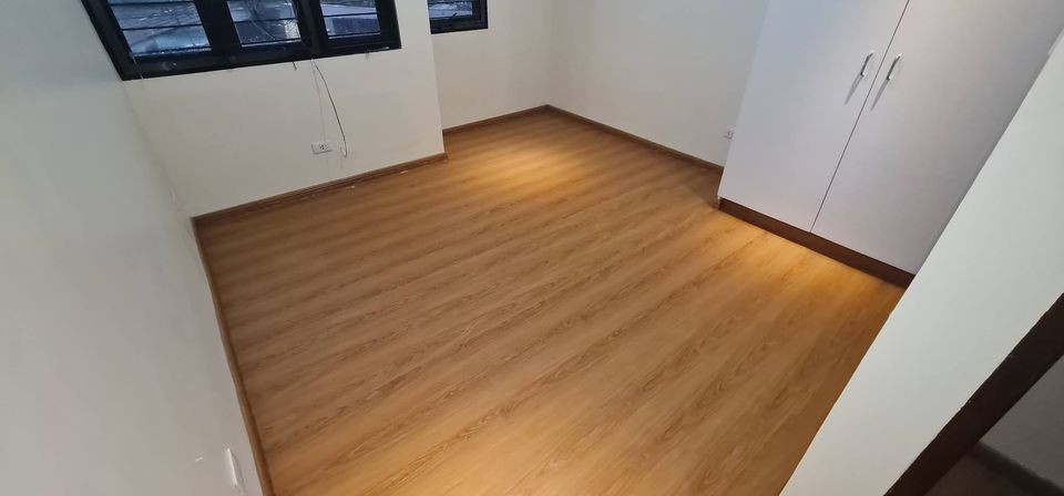 Gallery 5