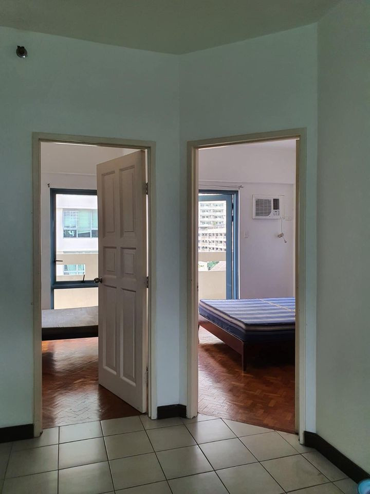 Gallery 4