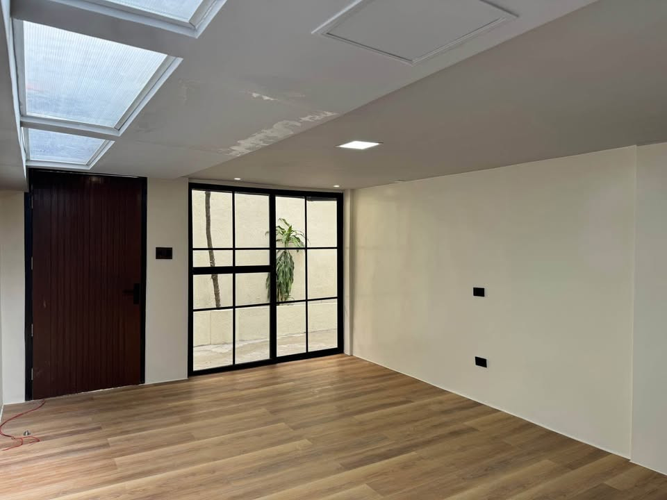 Gallery 4