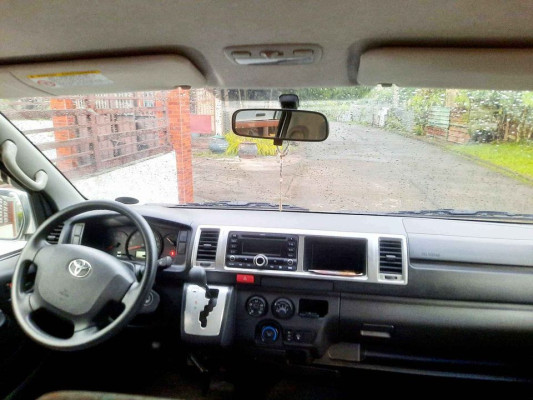 2021 Toyota van for rent
