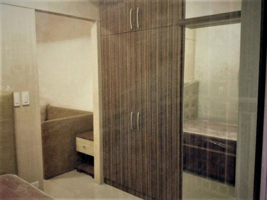 SM Jazz Makati - 1 bedroom with Balcony