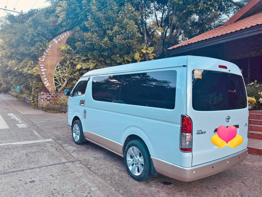 VAN FOR RENT