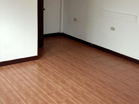 APARTMENT FOR RENT 9K
