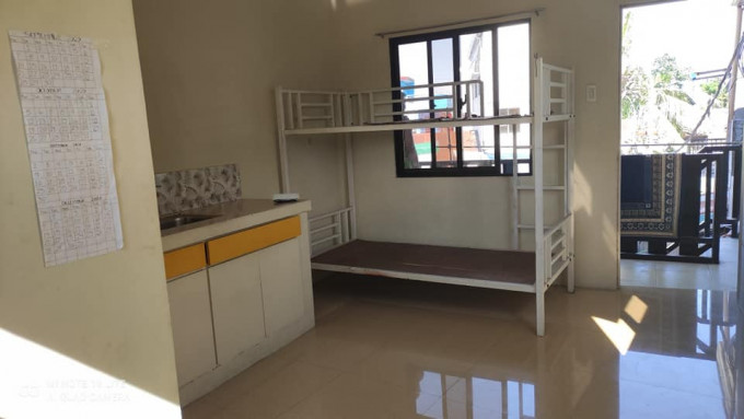 STUDIO TYPE APARTMENT FOR RENT (near southwoods)