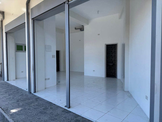 Malilipot - Commercial Space for Rent (New)