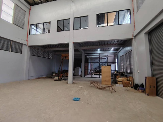 FOR RENT WAREHOUSE  475SQM  BRAND NEW  120K MONTHLY
