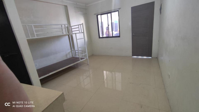 STUDIO TYPE APARTMENT FOR RENT (near southwoods)